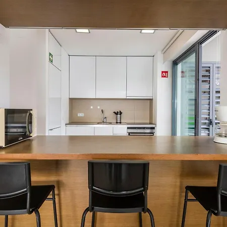 & Family | Cavalo Preto Apartamento