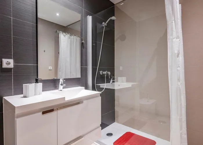 & Family | Cavalo Preto *